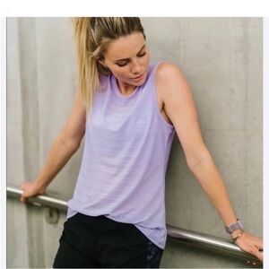 Like New Zyia Active Muscle Tank Top in Lavender, Size M